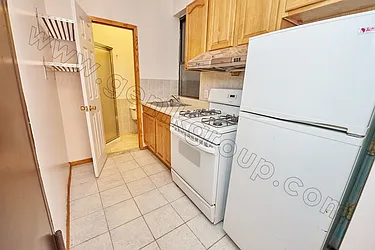 Rented by Genik Group Corp