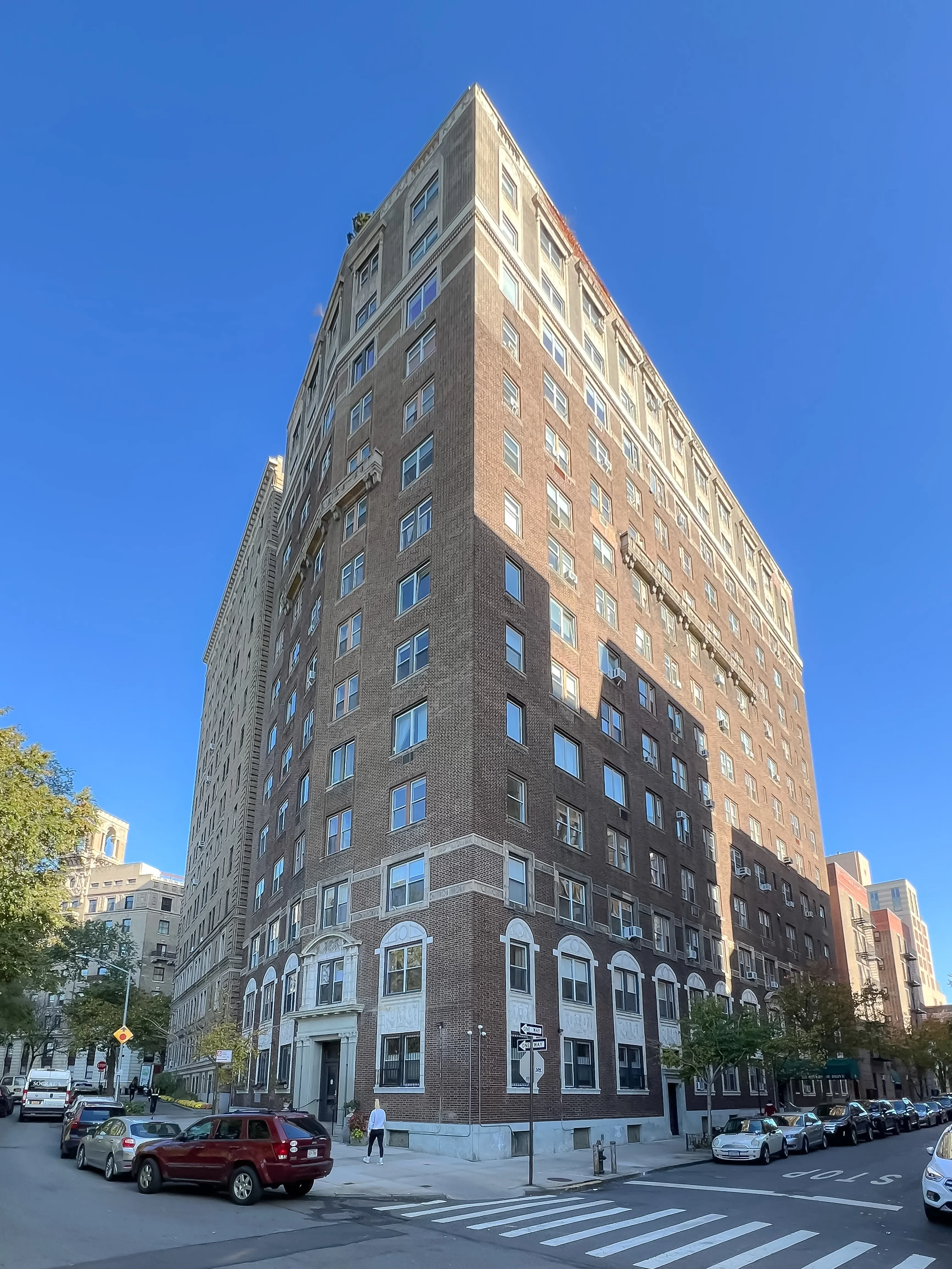370 riverside drive new york city