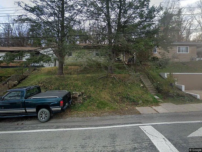 335 Foster Rd