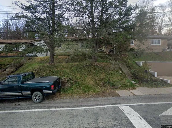 335 Foster Rd, North Versailles, PA 15137