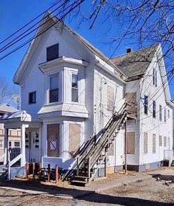 26 Lilly Ave, Brockton, MA, 02301