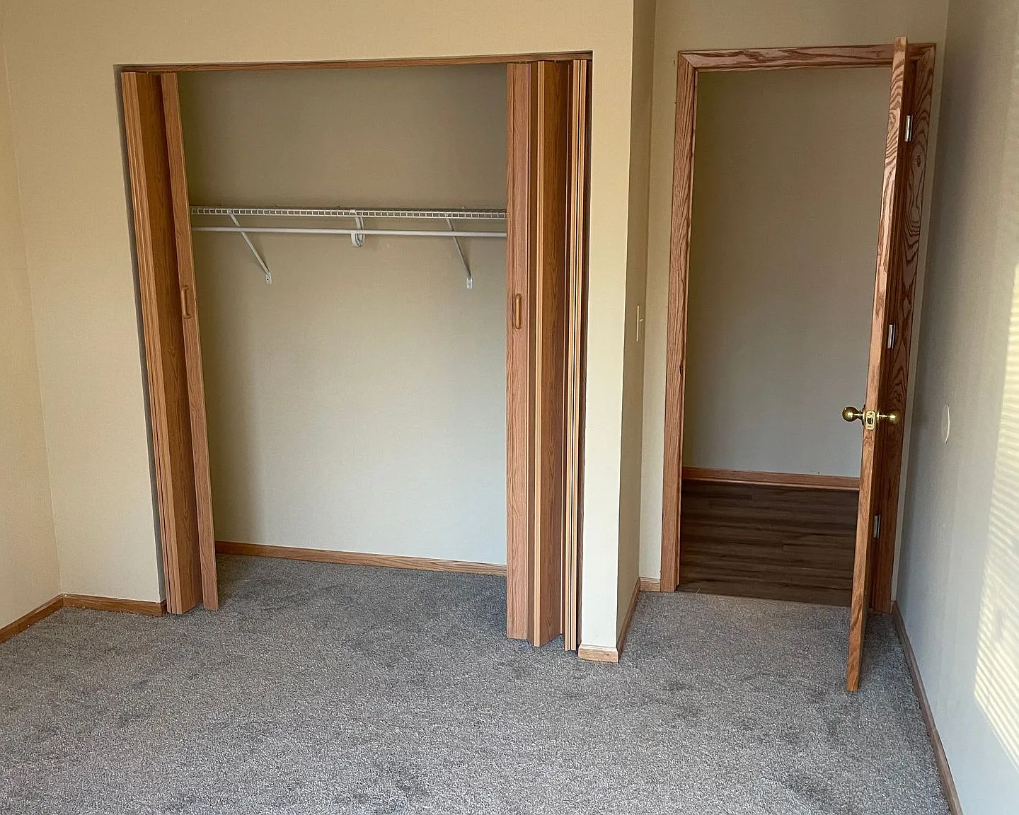 Cedar Avenue Apartments — Photo 4