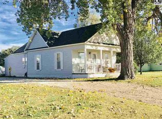 450 N 9th St, Sterling, KS 67579