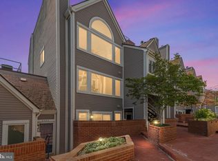 5566 Langston Blvd #C-62, Arlington, VA 22207