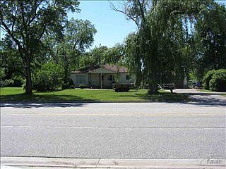 2nd image of 306 S Elms Rd
