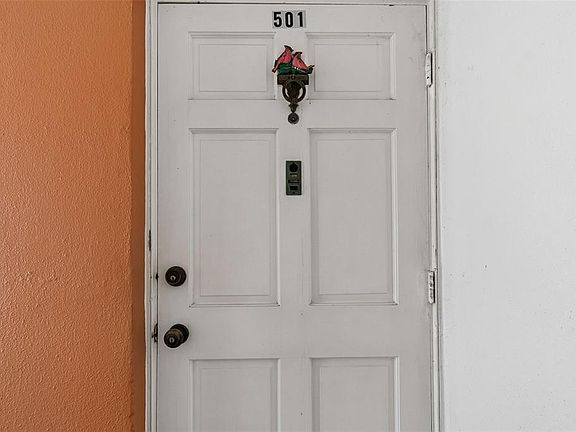 5th image of 6960 20th Ave N APT 501