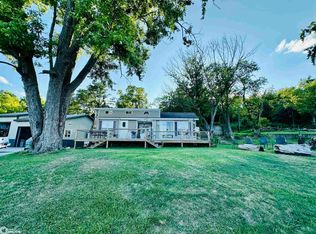 3157 Mississippi River Rd, Montrose, IA 52639