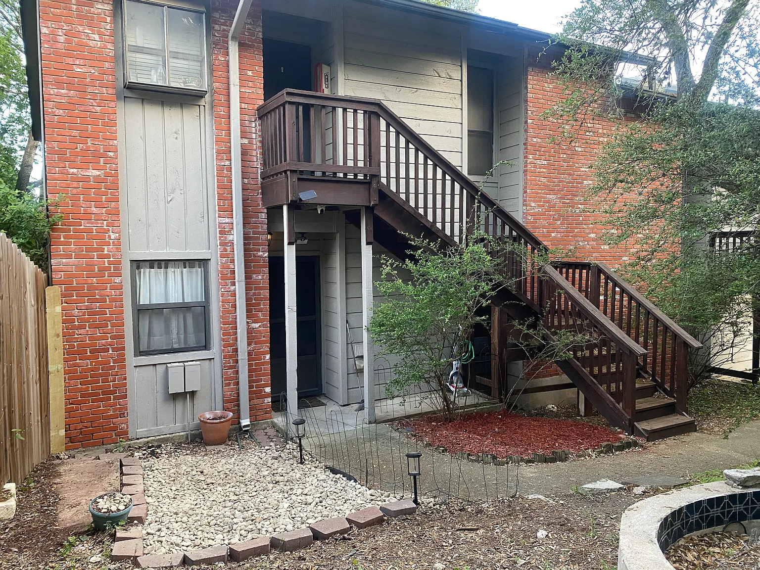 2 bed, 950 sqft, $1,675 — Photo 4