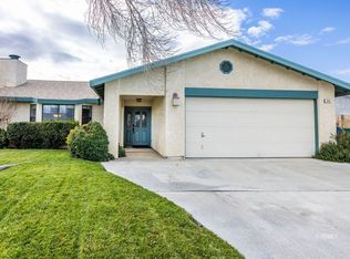 233 Chambers St, Ridgecrest, CA 93555