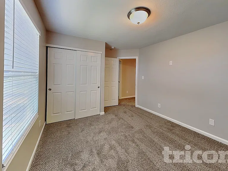 6077 W Jamison Dr — Photo 9