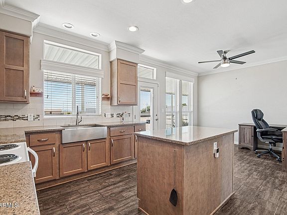 5th image of 29923 W TAYLOR Street
