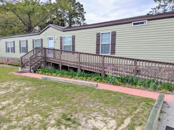 420 Red Oak Drive SW, Shallotte, NC 28470