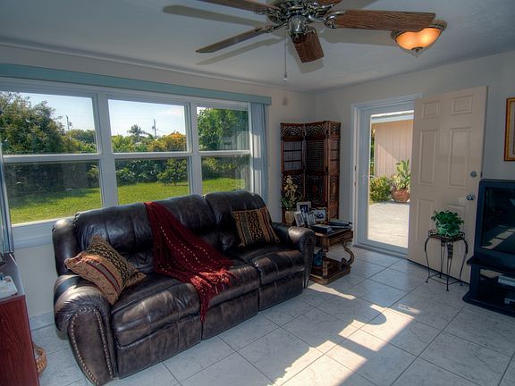 2nd image of 2518 Flagler Ave
