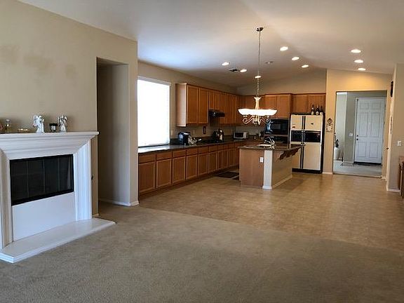 3rd image of 39306 Gainsborough Dr