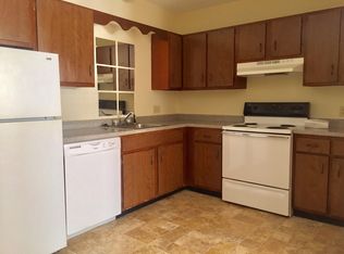 76 Lorchris St #18, Leominster, MA 01453
