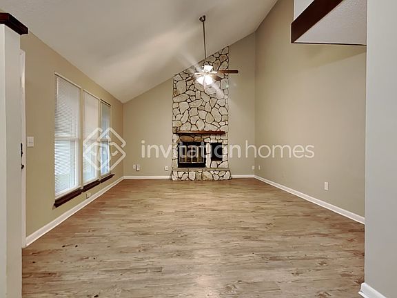 5th image of 10340 Arrow Lakes Dr E