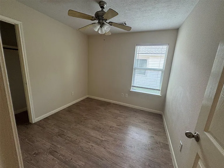 4818 Comal River Loop — Photo 23