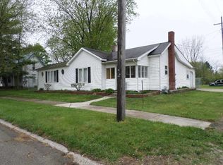 184 Fulton Ave, Rochester, IN 46975