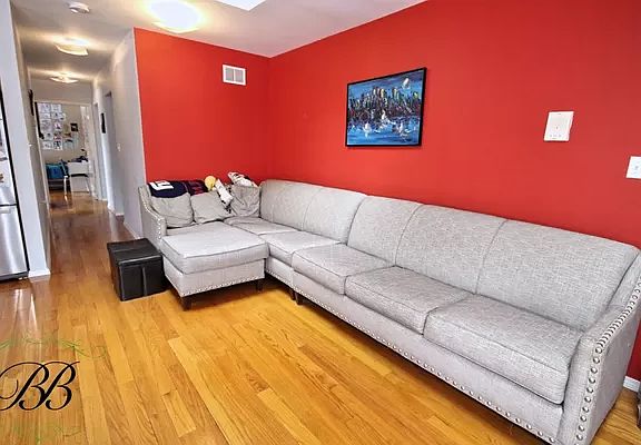 4th image of 3194 Avenue V #C