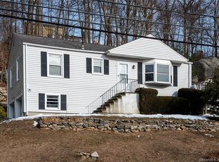 75 Flanders Rd, Niantic, CT 06357