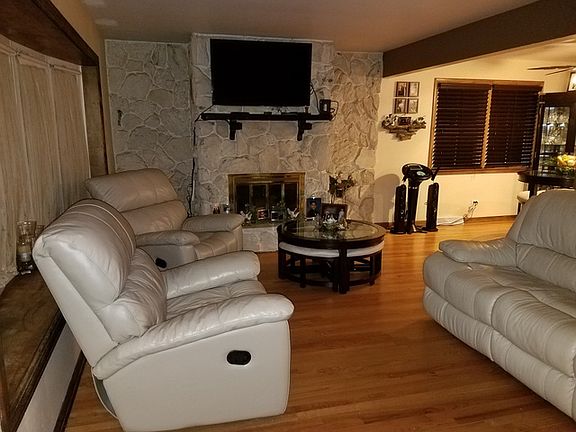 2nd image of 9717 Massasoit Ave