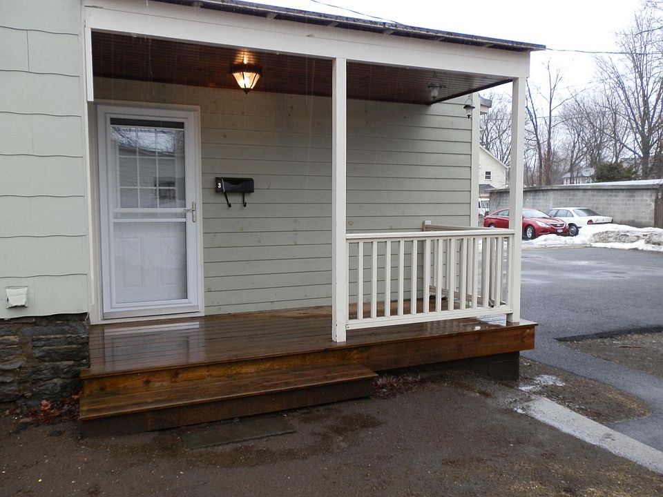 1st image of 81 Bay St #3