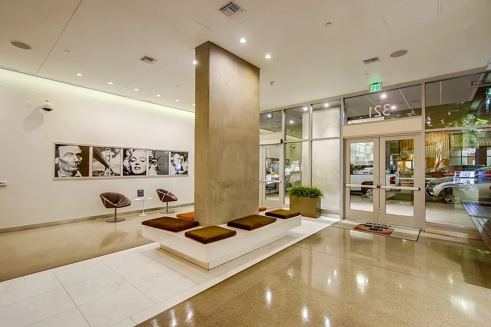 1 bed, 1.5 bath, 1180 sqft, $4,600 — Photo 3