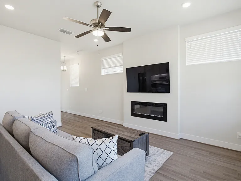 8851 Oakland Rd #27 — Photo 9