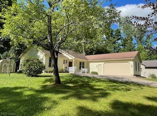 660 Grand Ridge Dr, Howard, OH 43028