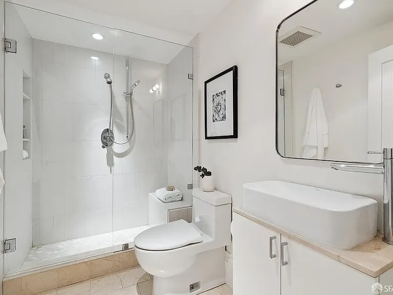 56 Divisadero St — Photo 35
