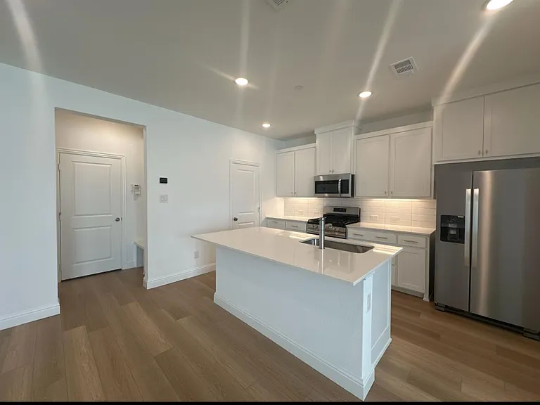 8980 Samara St — Photo 8