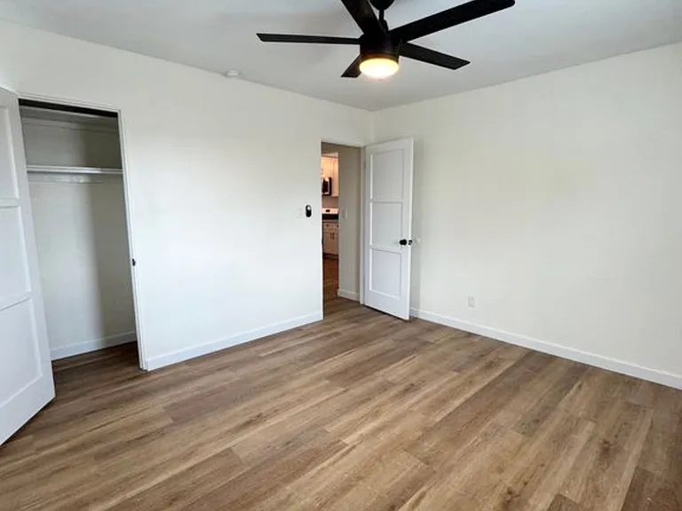 5248-50 Landis St #1 — Photo 5