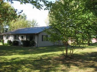 2876 Wagon Rd, Vassar, MI 48768