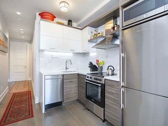 5th image of 134 E 28th St #5A