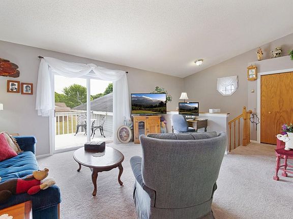 5th image of 1315 280th Ln NW