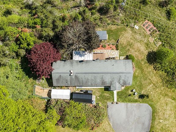 2nd image of 190 Benfield Road