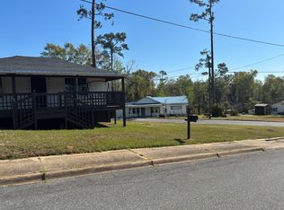 961 Morgan Ave, Chattahoochee, FL 32324