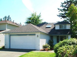 24305 SE 40th Pl, Issaquah, WA 98029
