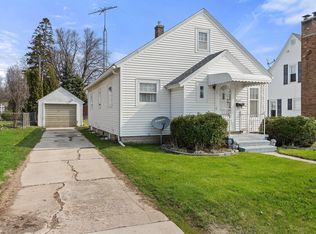 1710 Waldo Blvd, Manitowoc, WI 54220