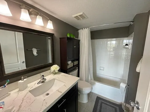 110 Villa Cir #110 — Photo 22