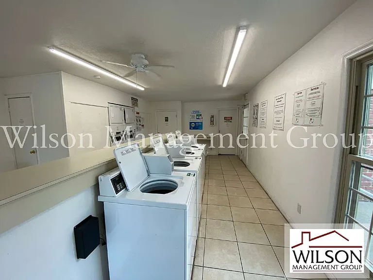 525 Georgetown Dr — Photo 24