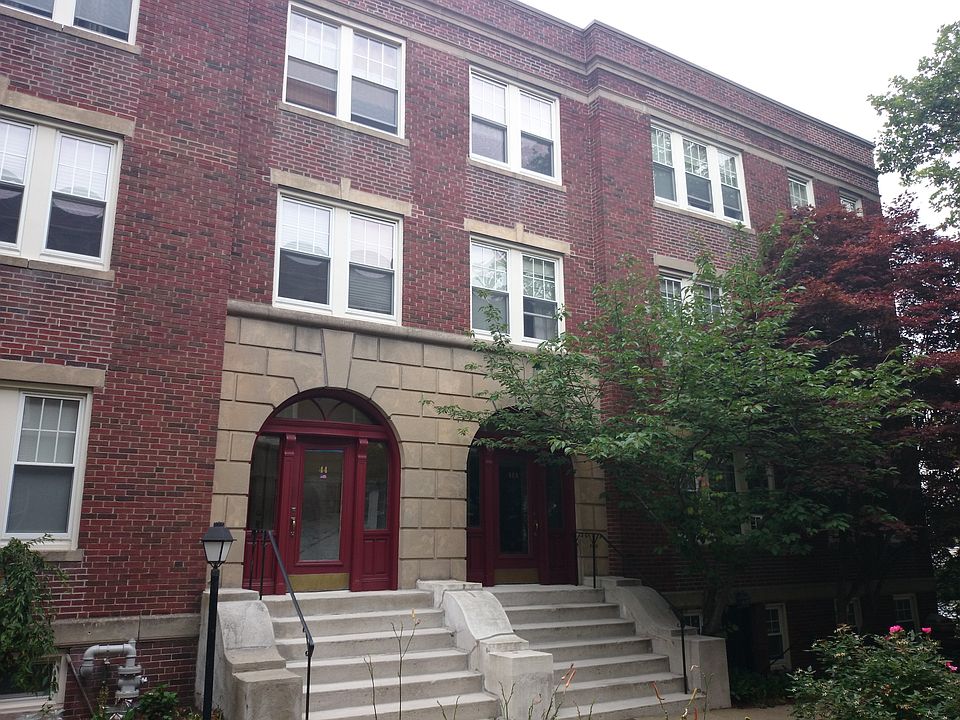 2nd image of 44 A Saint Paul St #2
