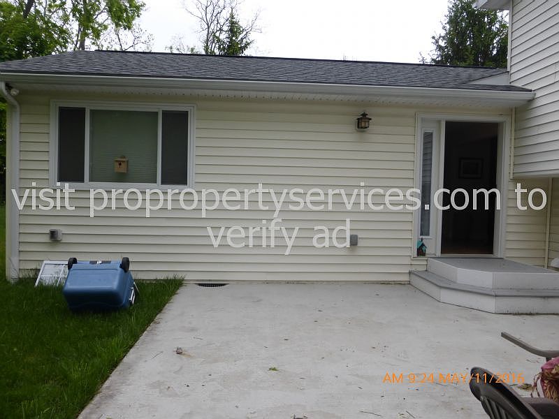 2nd image of 100 Byron Dr