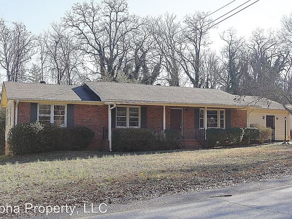 2nd image of 206 Brantford Ln