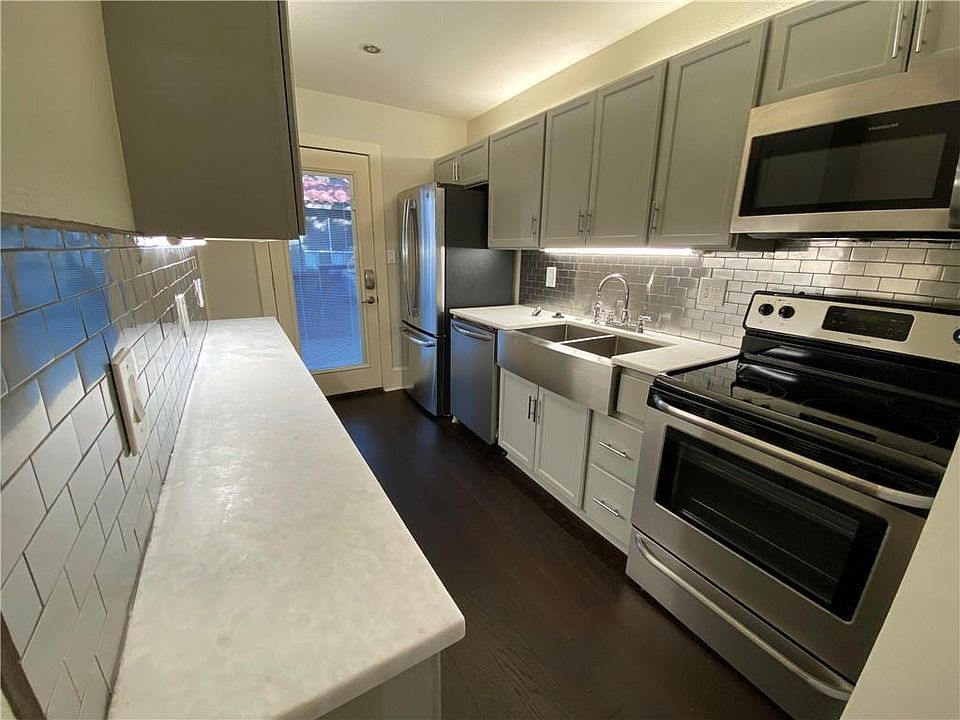 1st image of 3805 Southridge Dr APT B