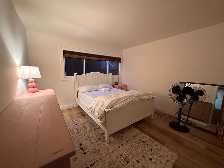 124 Almonte Blvd — Photo 4