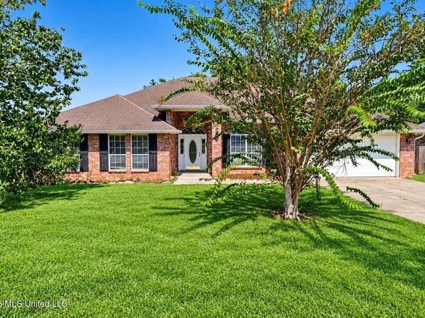 15414 Vick Rd, Gulfport, MS 39503