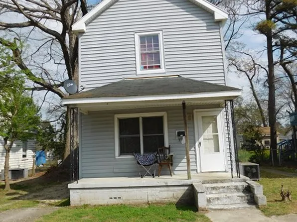 818 Vance St, Roanoke Rapids, NC 27870