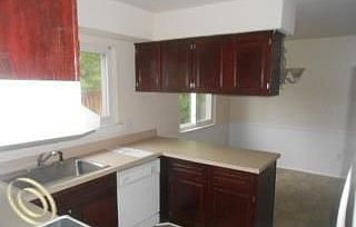 5th image of 21390 Virginia Dr