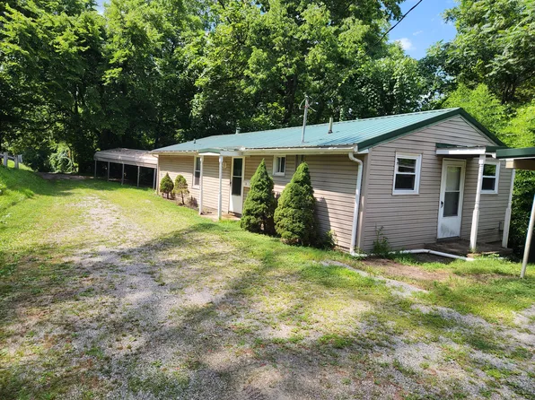 13 Miller St, Athens, OH 45701